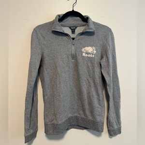 Roots Women’s Heather Gray Quarter Zip Sweater
